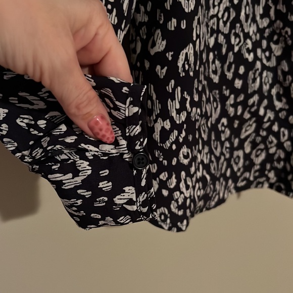 Banana Republic XS button down long sleeve shirt - Picture 11 of 11